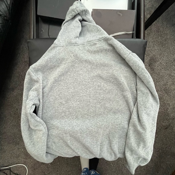 Grey Trapstar London hoodie - Picture 2 of 3